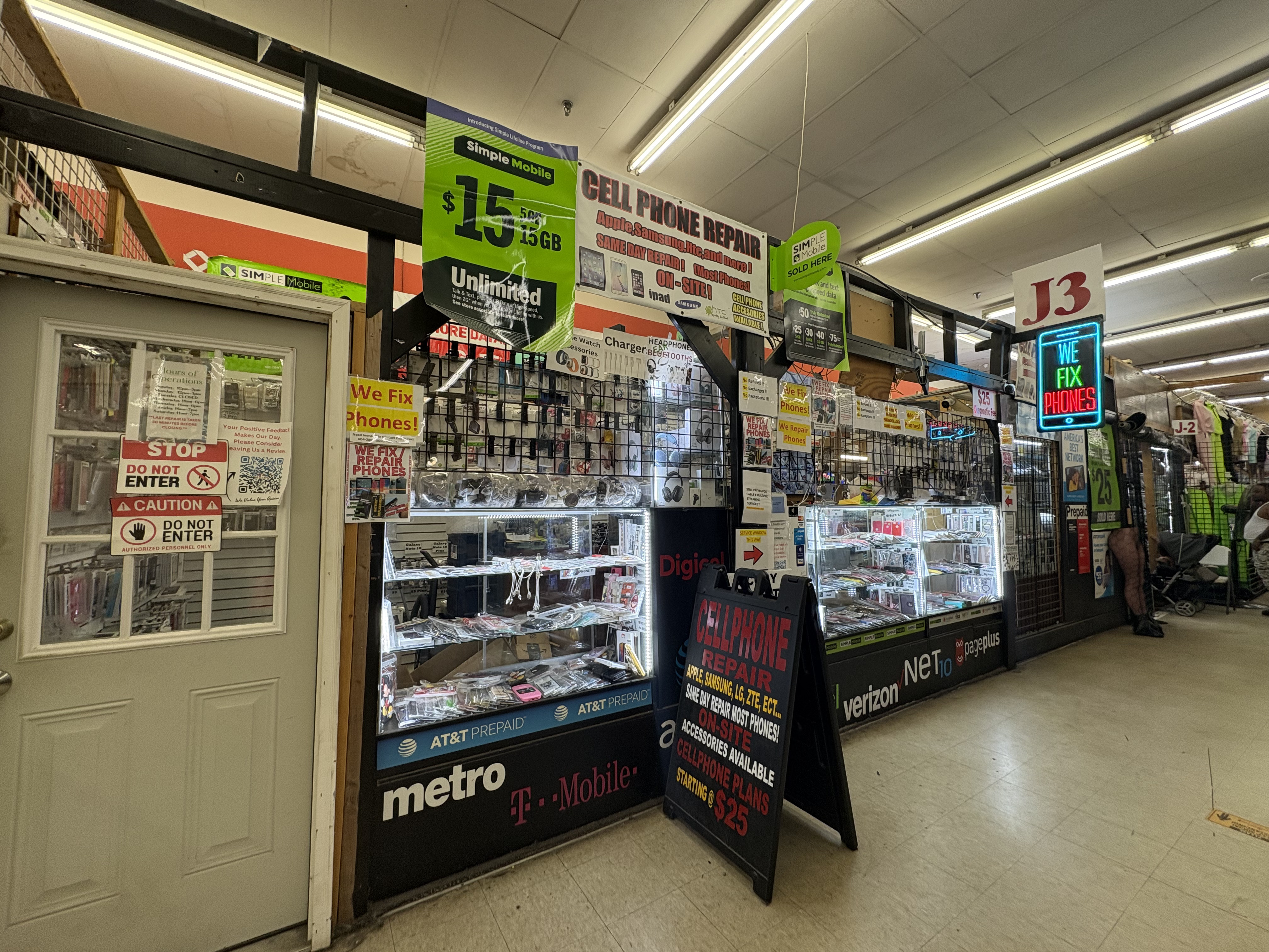 Unlimited Cheap Talk Wireless storefront in Decatur, GA